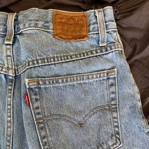 Levi 501 mom jeans
